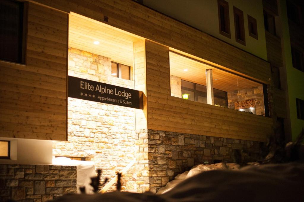 Elite Alpine Lodge - Apart & Breakfast Saas-Fee Esterno foto