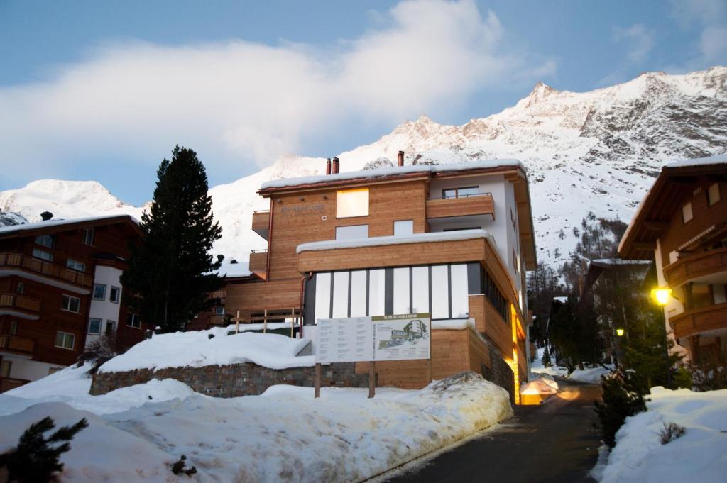 Elite Alpine Lodge - Apart & Breakfast Saas-Fee Esterno foto