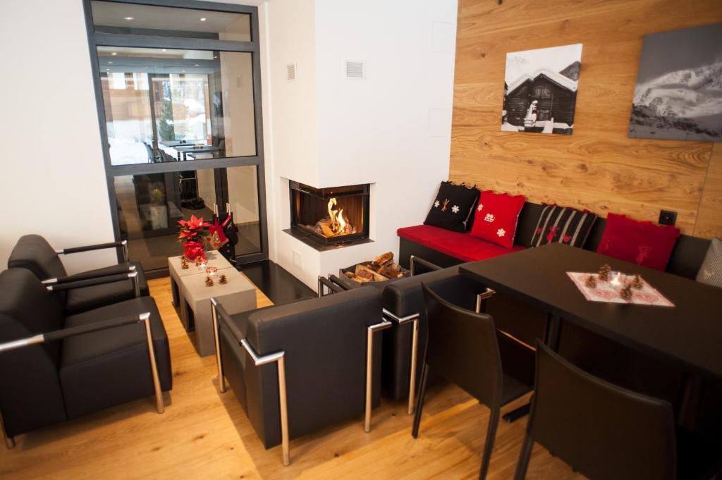 Elite Alpine Lodge - Apart & Breakfast Saas-Fee Esterno foto